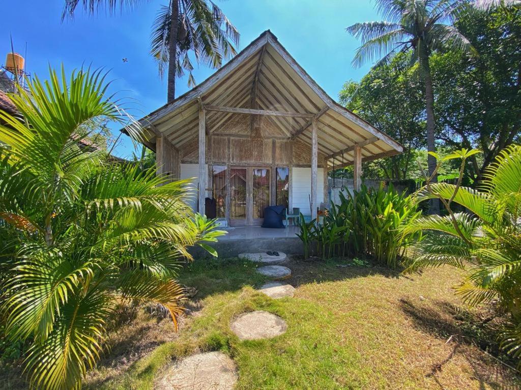 Kayu Cottage 吉利特拉旺安 外观 照片